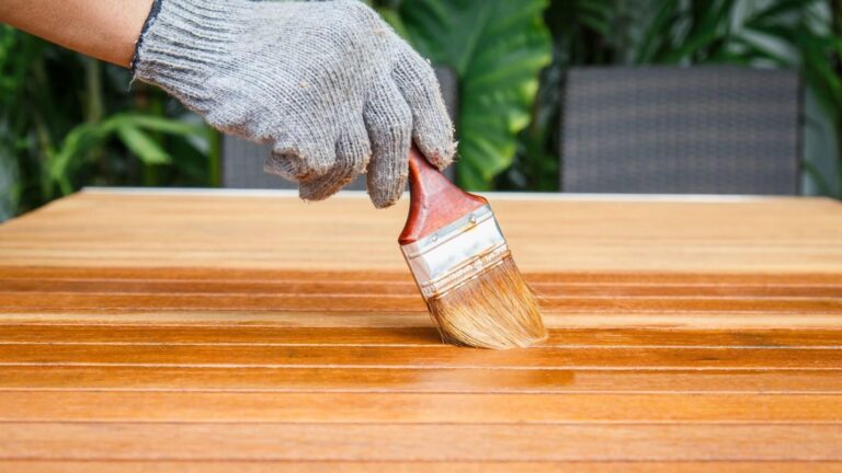 Защита древесины Pirilax: нюансы выбора продукции, достоинства огнебиозащитного состава