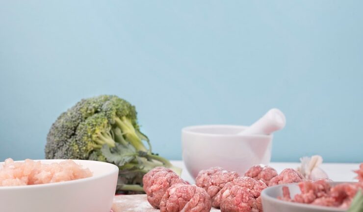 Польза мяса нутрии для организма человека, его вкус и диетические свойства.